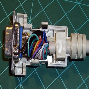 مونتاژ و تعمیر کابل VGA